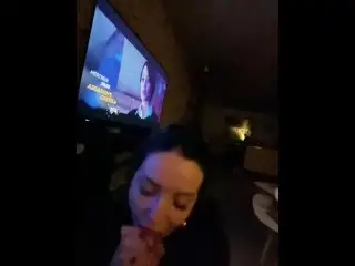 Elle me Suce Jusqu’à Tout Prendre En Bouche