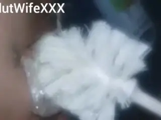 Toilet Brush Deep in Pussy