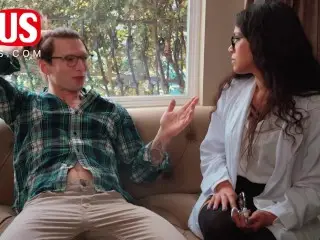 Hot Doctor Harley Haze Fucks her Patient