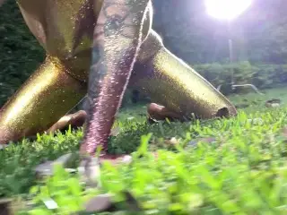 Shooting Day . Glitter