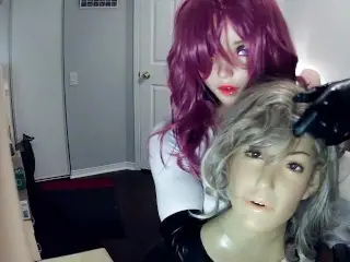 Erika & Jill Pt1! Kigurumi Doll Jill Shows you her Reni Female Mask, and her Hot Rubber Body!