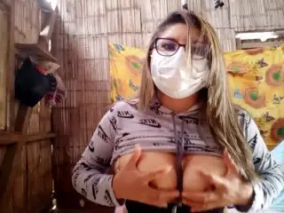 Young Woman Shows her Tits to her Teacher in Hot Video