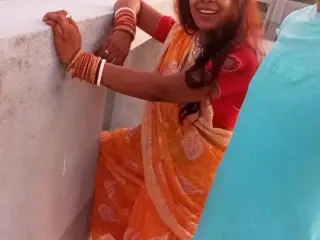 Bhabi Ko Chat Pe Kapde Uthane Ke Bahane me Impress Karke Chod Liya - Indian Clear Hindi Voice HD Vid