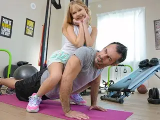 Exxxtra Small - Tiny Cute Stepdaughter Coco Lovelock gives Stepdaddy a Sloppy Blowjob during Workout