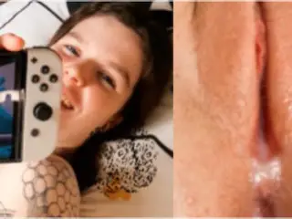 Gamer Girl Gets her Pussy Filled while Playing Splatoon , Creampie