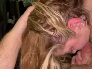 Sexy Blonde gives Amazing Head