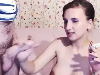 Pregnant girl smokes for 2 and make handjob