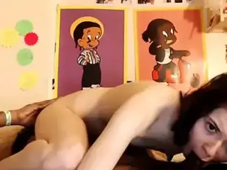 Yung girl try BBC