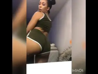 Caught That Ass TWERK on Live