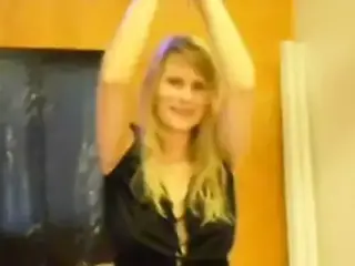 CUMING on a bull horn