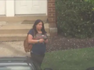 fat hooker knocks on wrong door, walks away