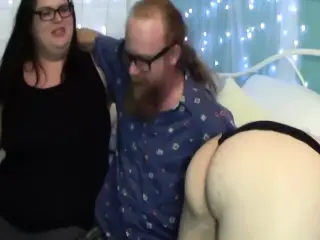 Couples fart therapy
