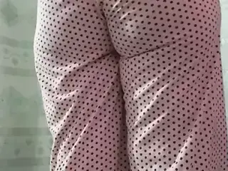 Karachi cute girl showing hipe