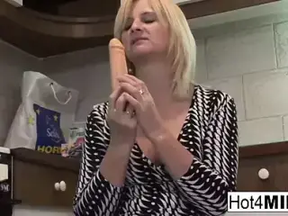 Fun blonde MILF fucks a younger guy