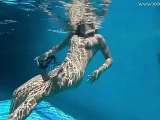 Sexy Mary Kalisy underwater erotics