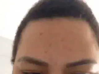 Salope bresilienne sur periscope part 2