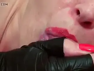 Lick to cum