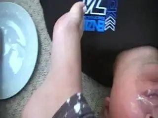 Eating from wifes feet