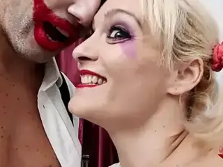 Joker get blowjob from Harley Quinn