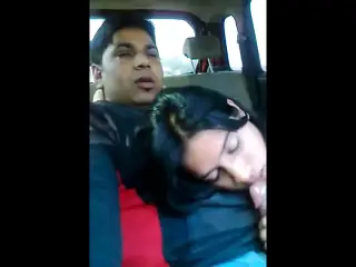 Desi Girl Handob In car