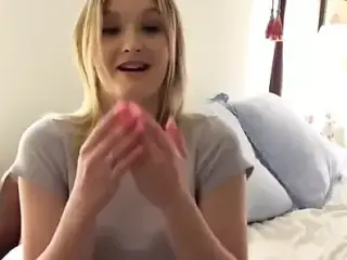 stunning amateur blonde babe