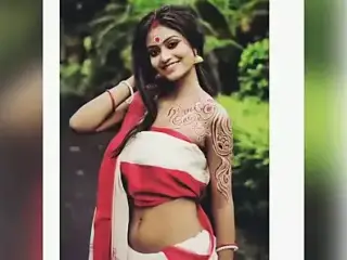 Poonam Pandey, Kajal Aggarwal