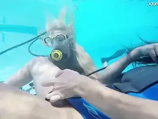 Vodichkina and Farkas underwater hot lesbians