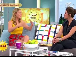 Alina Merkau Und Vanessa Blumhagen