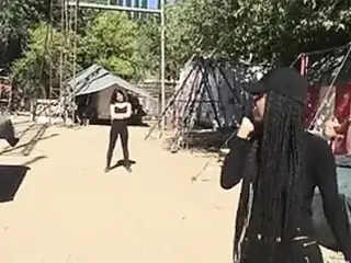 KUNGFU LADYSONG GUNGFU