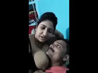 Desi indian wife boobs suck milk