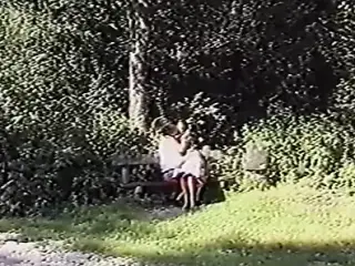 Scharfe girls mit feuchten spalten teil 1 (1988)