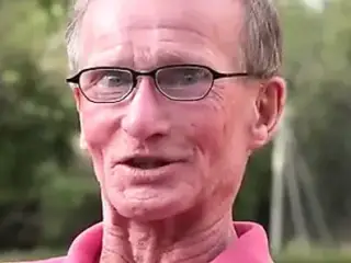 Oldman 75 years Vs Young 20 years!! Beautiful ANAL!!