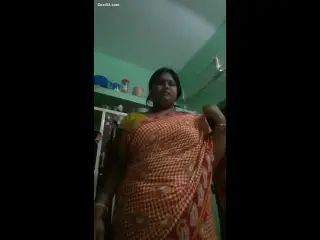 Dost ki wife ne kapde utar ke choot dikhaya