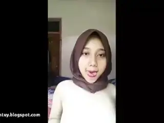 Indonesia hijab susu gede sange berat by bokepsantuy