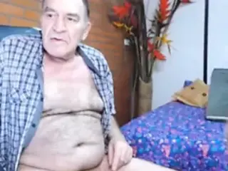 romulscherries Sexy daddy grandpa an his stable of cam girls