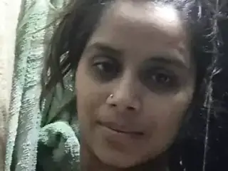 NRI DESI PUNJABI KURI CHEATING RANDI FUKING