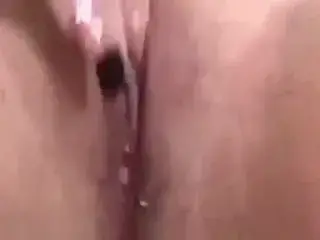 Natasa02 trlja picku i lize prstice