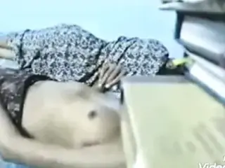 COUPLES SLEEFING