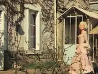 Initiation d'une jeune marquise 1987