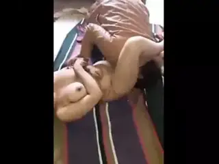 SULTANA MERE HUBBY AUR SURAJ KE SATH CHUDAI