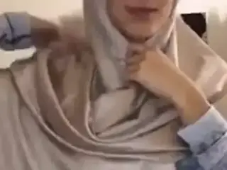Hot Paki Hijab Girl