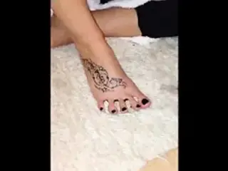 do u like my nails in black