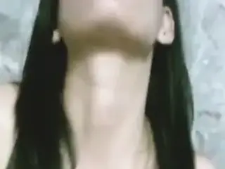 Asian Girl Masturbate And Squirt In The Bathtub