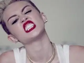 Miley Cyrus - We Can't Stop