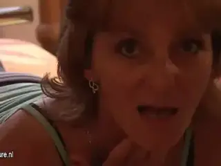 Mature slut step mom getting herself wet with her toy