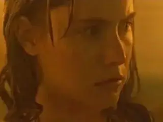 Jennifer Jason Leigh - Das Hotel im Todesmoor