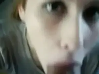 Pretty girls gives a blowjob