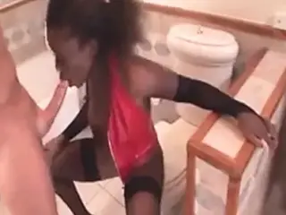 Monique - Facesitting And Deepthroating