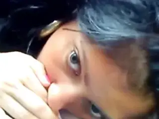 Beautiful indian girl suck bf dick in car