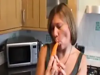 sexy milf with vedg 1